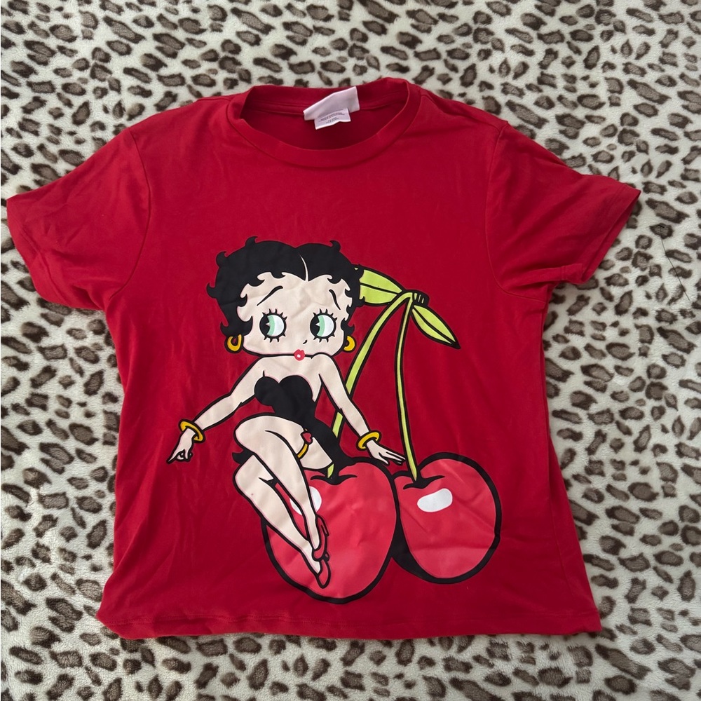 Red Graphic Women's Short Sleeve Tee